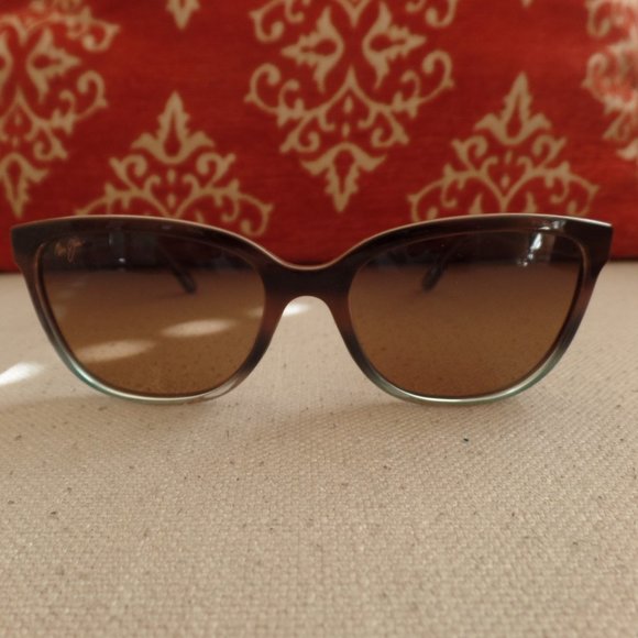 Maui Jim HONI in Sandstone/Blue Frame and Bronze Lens - Picture 2 of 10